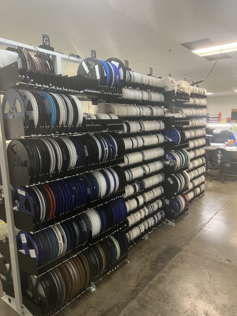 Assembly Solutions - Inovaxe Smart Racks